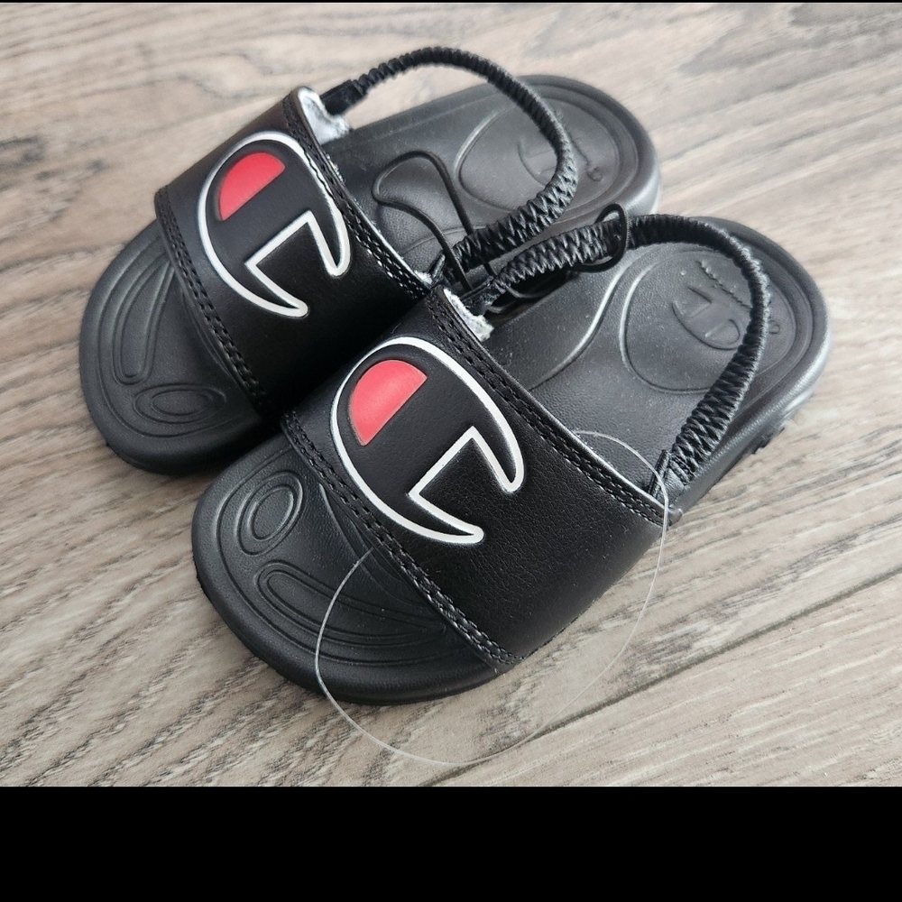 Champion Black Kids Sandals with Red Logo Accent and Elastic Heel